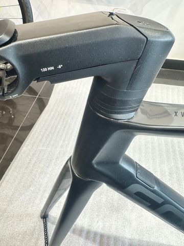 Used Focus IZALCO MAX 9 FRAMESET 2022 Frameset 2022 Road & Gravel, Black — image 2 of 10