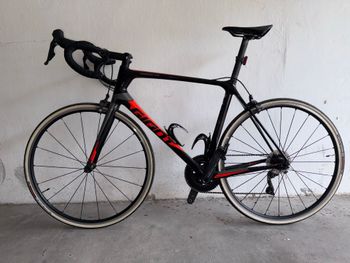 Used Giant TCR Advanced Pro 1 2018 2018 Road & Gravel, Black — image 2 of 9