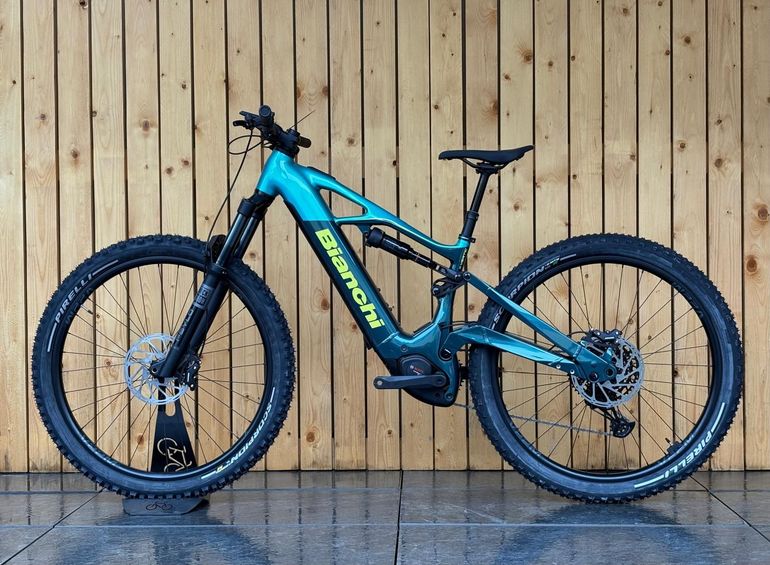 Used Bianchi Bianchi E-Vertic FX 9.2 2025 Mountainbike, Green — image 4 of 4