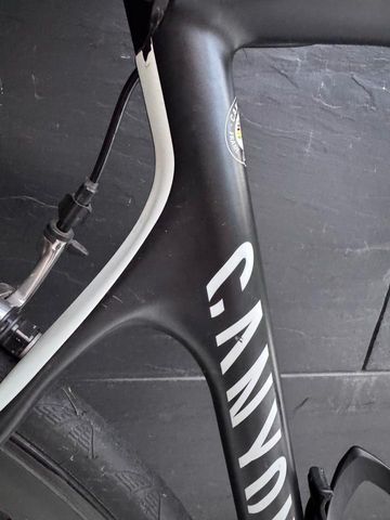 Tweedehands Canyon Aeroad 9.0 Cf Sl 2013 Road & Gravel — afbeelding 14 van 20