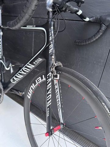 Tweedehands Canyon Aeroad 9.0 Cf Sl 2013 Road & Gravel — afbeelding 13 van 20