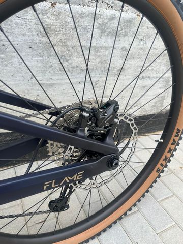 Brugt Megamo FLAME CRB 10 NAVY '26 2026 Mountainbike — billede 3 af 6