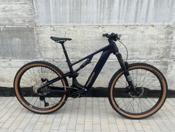 Megamo, FLAME CRB 10 NAVY '26