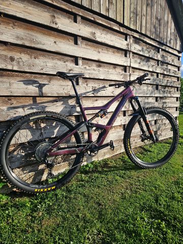 Orbea OCCAM M30 LT 2023 2023 Mountainbike usato, Viola — immagine 3 di 4