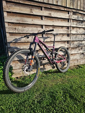 Orbea OCCAM M30 LT 2023 2023 Mountainbike usato, Viola — immagine 2 di 4