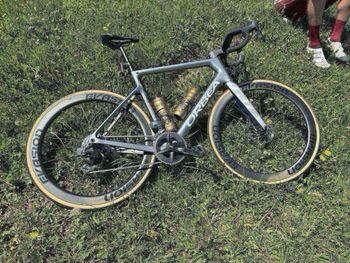 Used Orbea Orca SRAM Rival eTap AXS 2022 Road & Gravel — image 7 of 9