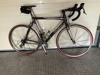 Used Trek Madone 5.0 2007 2007 Road & Gravel, Schwarz — image 3 of 5