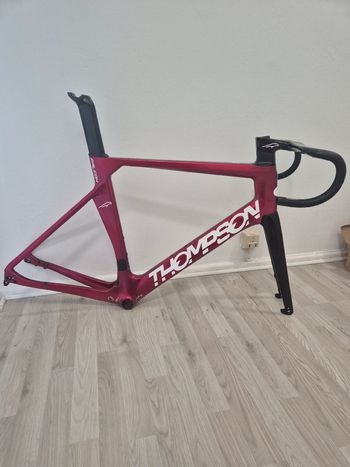 Thompson, Thompson Custom Frameset