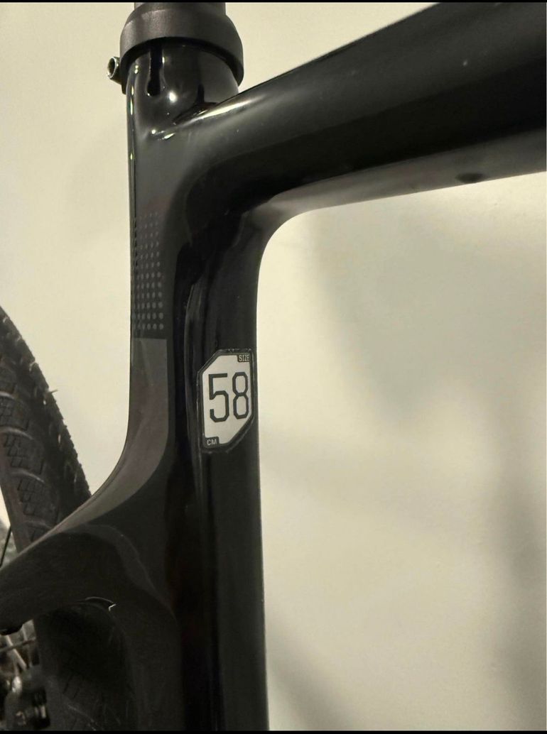 Used Cannondale Synapse Carbon 4 2023 2023 Road & Gravel, Black — image 3 of 4