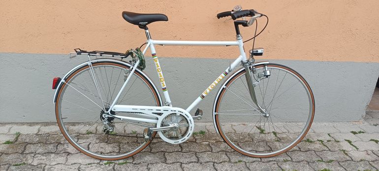 Used VICINI Turismo E Città 1982 Urban, White — image 1 of 5