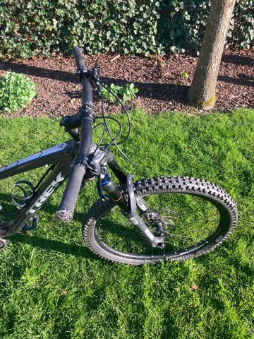 Brugt Trek Slash 8 27.5 2015 2015 Mountainbike — billede 9 af 12