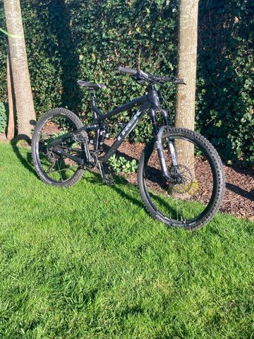 Used Trek Slash 8 27.5 2015 2015 MTB