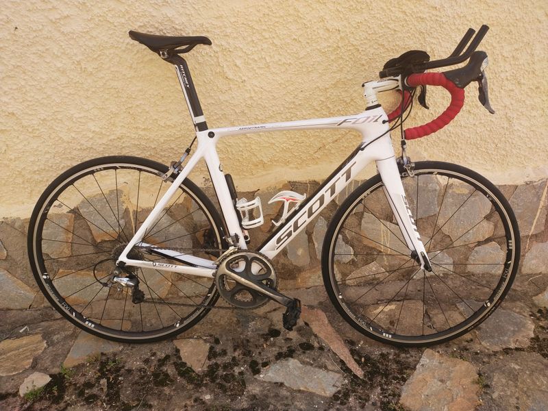 Używany Scott Foil 40 2015 2015 Road & Gravel — zdjęcie 4 z 6