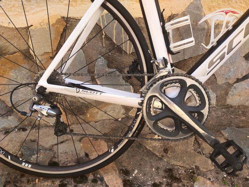 Używany Scott Foil 40 2015 2015 Road & Gravel — zdjęcie 3 z 6
