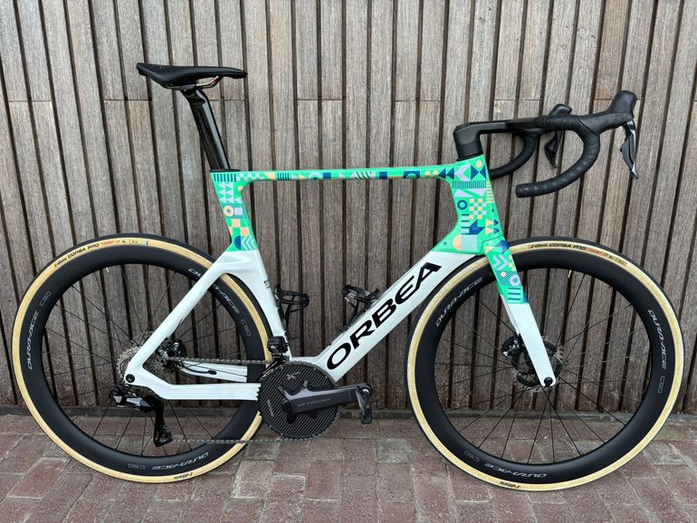 Used Orbea Orca Shimano Ultegra Di2 2026 Road & Gravel — image 2 of 4