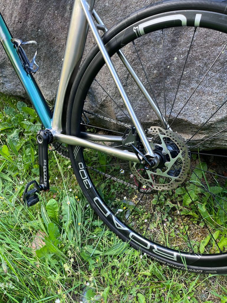 Used cYCLES léon Vélo Triathlon Léon Hora 2021 Road & Gravel, Green — image 5 of 15