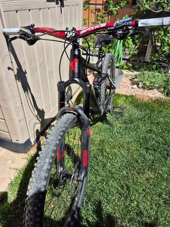 Used CUBE Stereo Shimano Deore 2017 Mountainbike — image 6 of 8