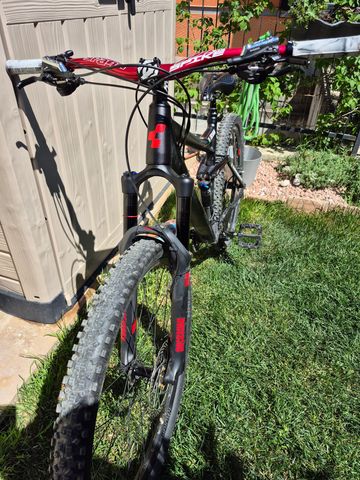 CUBE Stereo Shimano Deore 2017 Mountainbike d'occasion — image 6 sur 8