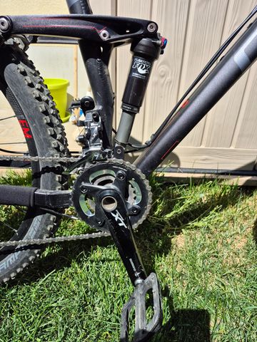 CUBE Stereo Shimano Deore 2017 Mountainbike d'occasion — image 7 sur 8