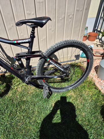 CUBE Stereo Shimano Deore 2017 Mountainbike d'occasion — image 2 sur 8