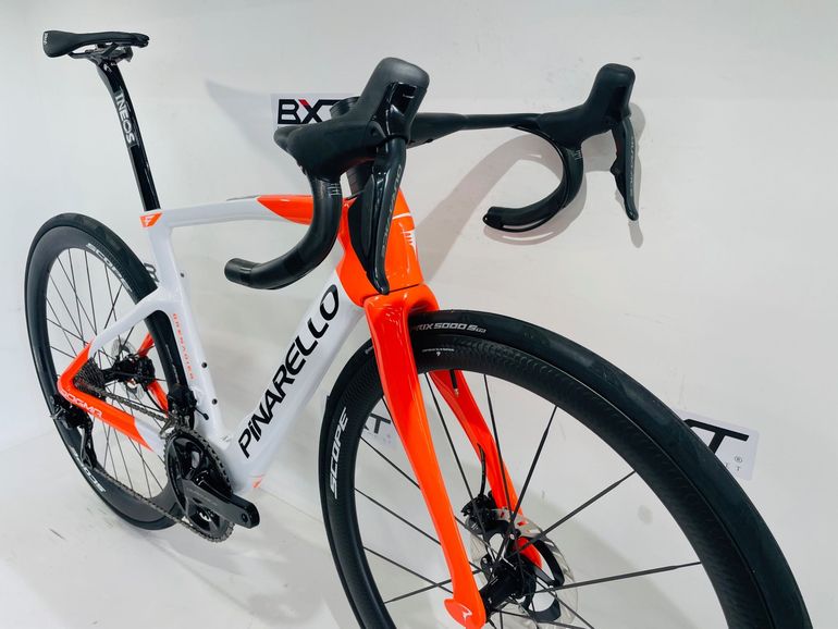 Used Pinarello Dogma F Team Ineos 2026 2026 Road & Gravel — image 5 of 5
