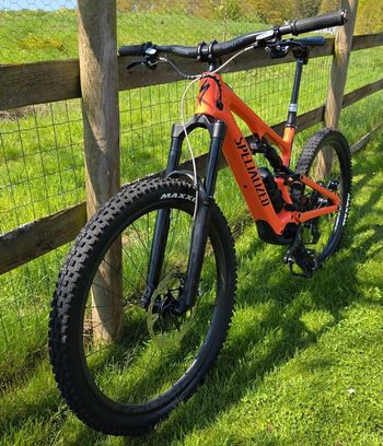 Used Specialized Specialized Levo SL Gen 2 S4 Custom Build 2023 Mountainbike, Orange, Mixed — image 2 of 8