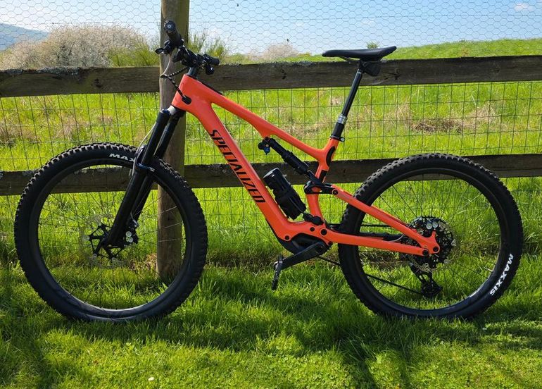 Used Specialized Specialized Levo SL Gen 2 S4 Custom Build 2023 Mountainbike, Orange, Mixed — image 1 of 8