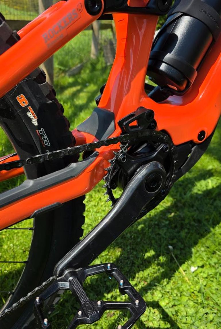 Used Specialized Specialized Levo SL Gen 2 S4 Custom Build 2023 Mountainbike, Orange, Mixed — image 7 of 8