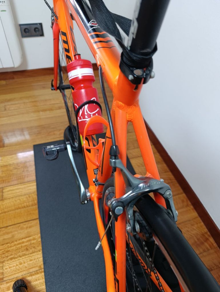 Used Megamo R10 Shimano Tiagra 2019 Road & Gravel, Orange — image 3 of 4