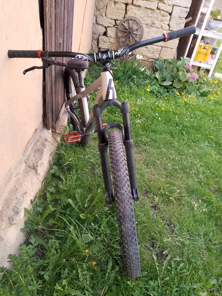Used Rose THE BRUCE 1 2022 2022 Mountainbike, Hellgrau, 26 — image 7 of 9