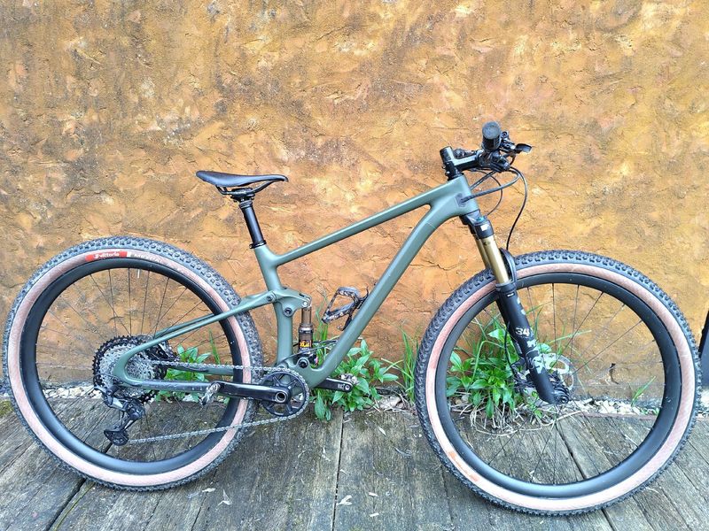 Carbonda Custom Shimano Deore XT 2023 Mountainbike d'occasion — image 8 sur 9