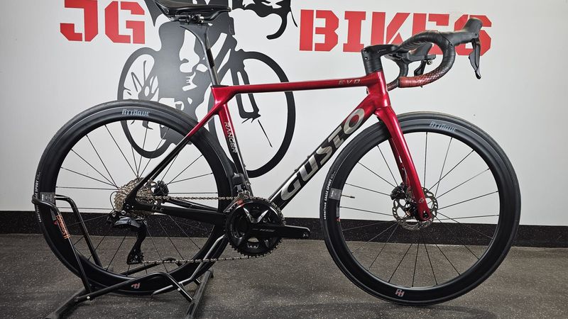 Used Gusto Ranger Evo Sport Ultra Disc 105 Di2 2024 Road & Gravel