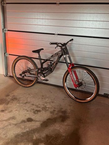 YT, YT Custom SRAM GX Eagle