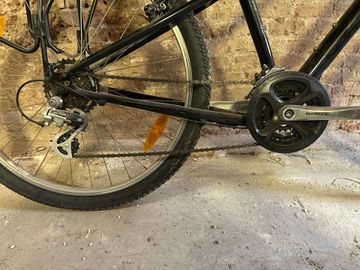 Used Specialized Carmel 3 2010 2010 Urban, Black — image 2 of 6