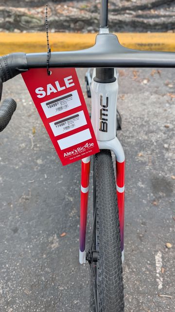 Used BMC Kaius 01 TWO 2026 2026 Road & Gravel, White — image 4 of 5