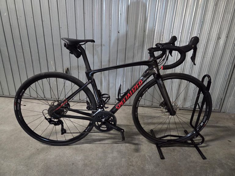 Używany Specialized Roubaix Sport 2020 2020 Road & Gravel — zdjęcie 1 z 6