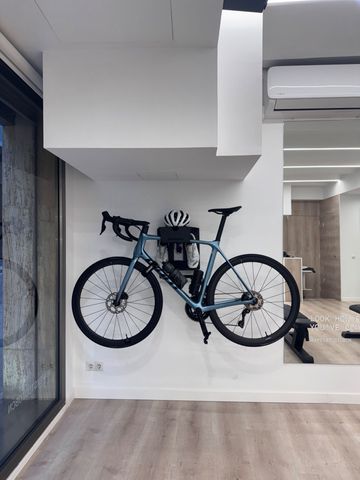 Używany Giant TCR Advanced Pro Disc 1 Di2 2023 2023 Road & Gravel