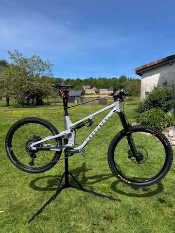 Brugt Commencal Meta SX TEAM V5 2024 MTB