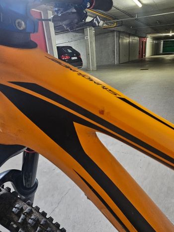 Used Specialized Specialized Stumpjumper FSR 650B 2016 Mountainbike, Orange — image 5 of 16