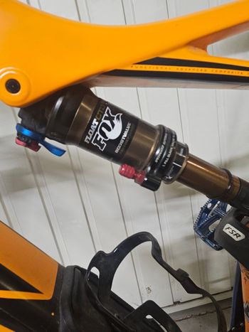Used Specialized Specialized Stumpjumper FSR 650B 2016 Mountainbike, Orange — image 4 of 16