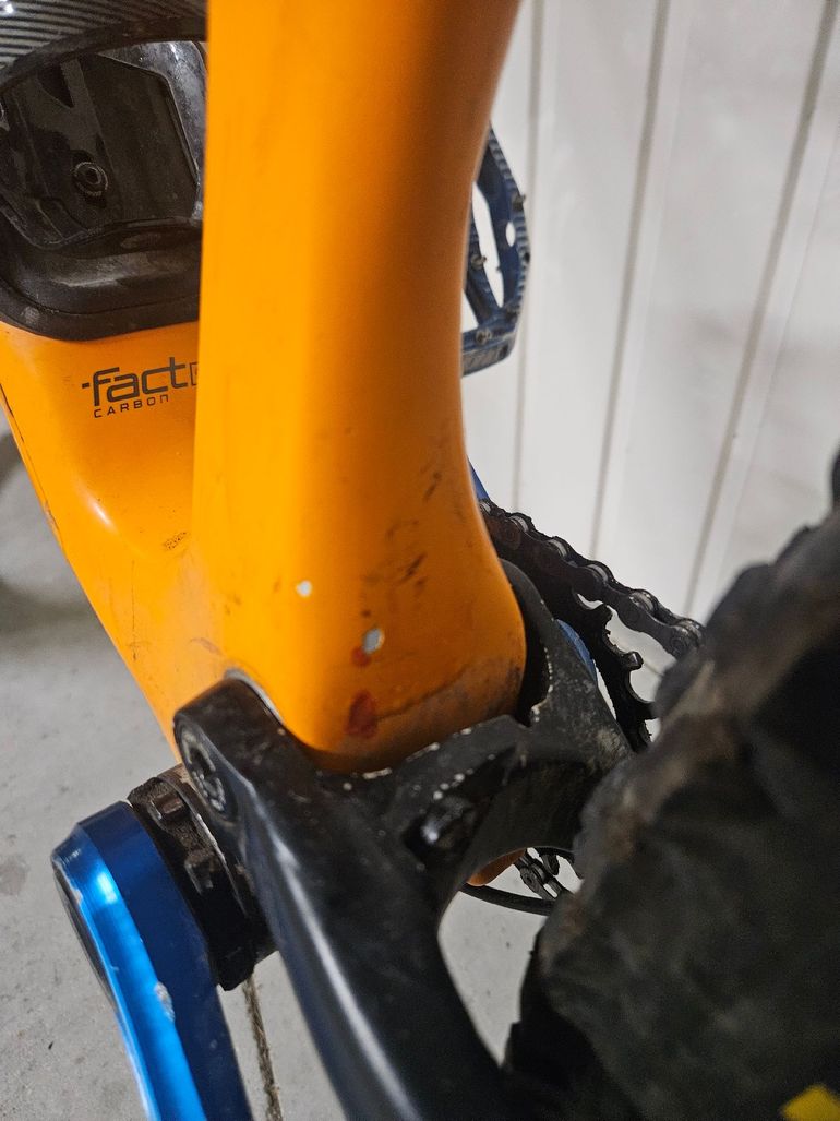 Used Specialized Specialized Stumpjumper FSR 650B 2016 Mountainbike, Orange — image 6 of 16