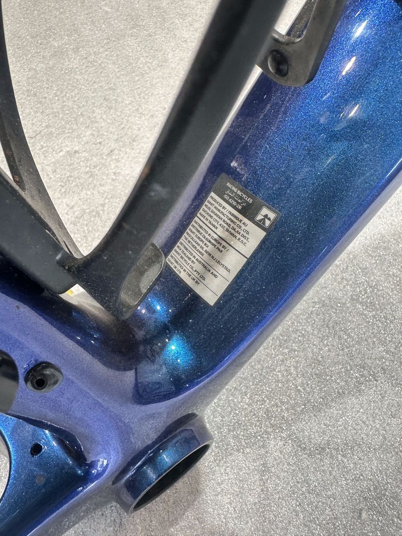Used Giant TCR Advanced Pro Disc Frameset 2024 Frameset 2024 Road & Gravel, Blue — image 7 of 10