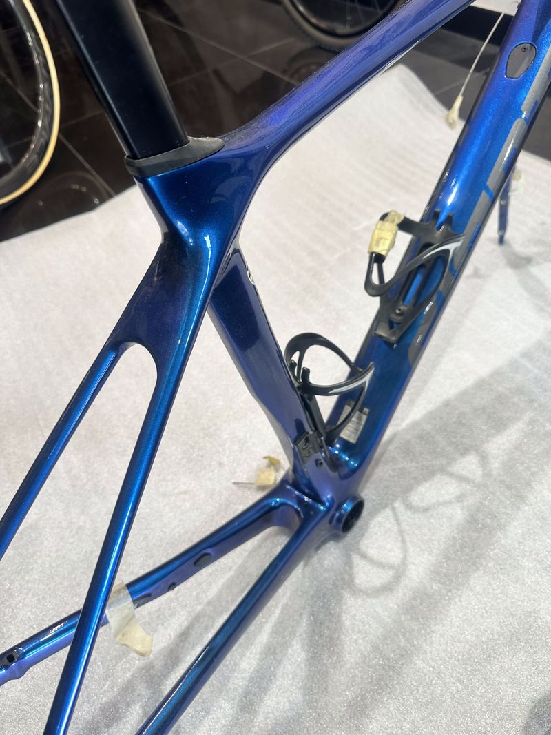 Used Giant TCR Advanced Pro Disc Frameset 2024 Frameset 2024 Road & Gravel, Blue — image 8 of 10