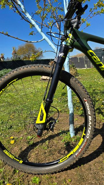Cannondale F-Si Carbon 3 2019 2019 Mountainbike usato, Verde — immagine 6 di 12