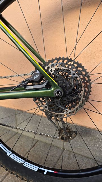 Cannondale F-Si Carbon 3 2019 2019 Mountainbike usato, Verde — immagine 10 di 12