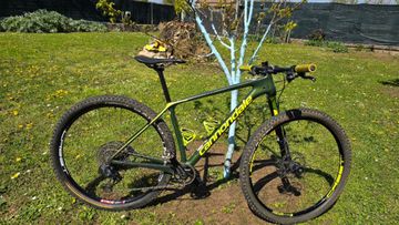 Cannondale F-Si Carbon 3 2019 2019 Mountainbike usato, Verde — immagine 1 di 12