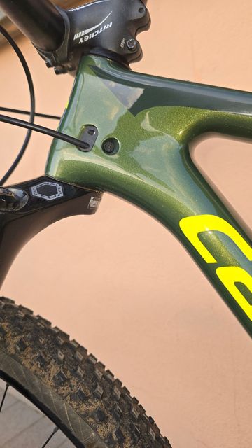 Cannondale F-Si Carbon 3 2019 2019 Mountainbike usato, Verde — immagine 12 di 12