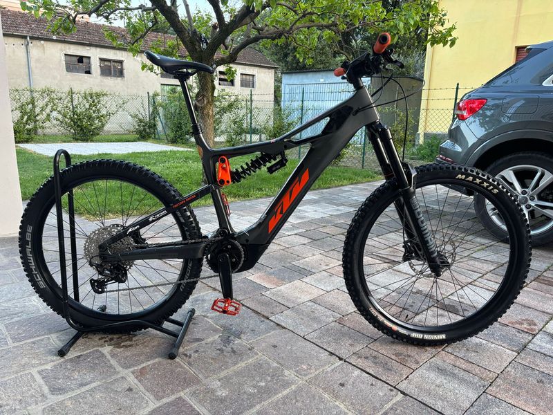 Gebrauchtes KTM MACINA PROWLER PRO 2022 2022 Mountainbike, Hellgrau, 29 — Bild 2 von 12