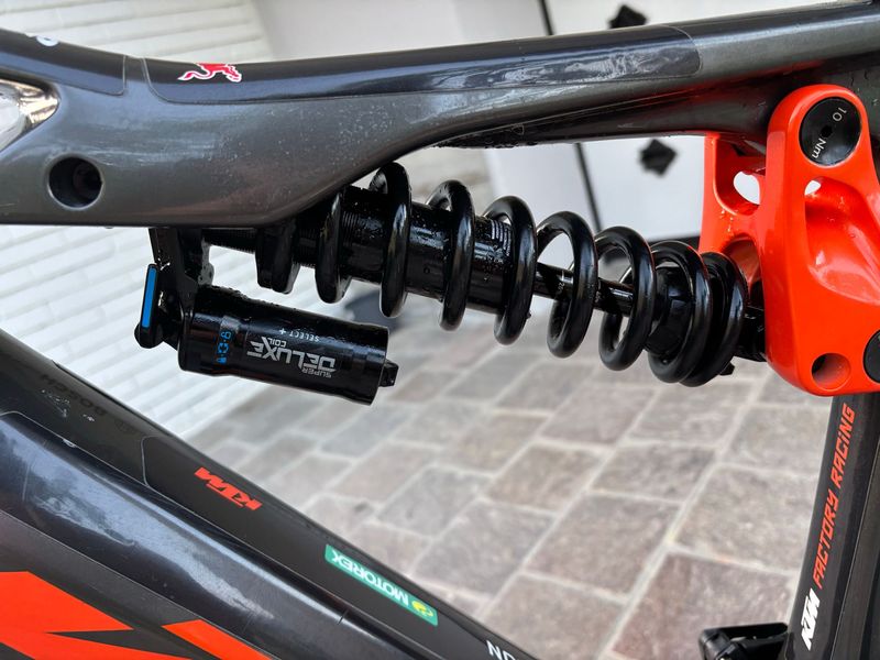Gebrauchtes KTM MACINA PROWLER PRO 2022 2022 Mountainbike, Hellgrau, 29 — Bild 6 von 12