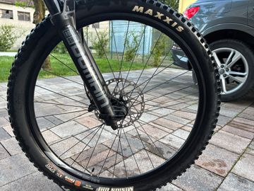 Gebrauchtes KTM MACINA PROWLER PRO 2022 2022 Mountainbike, Hellgrau, 29 — Bild 11 von 12
